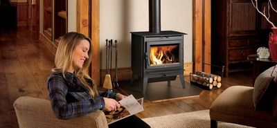 Lopi: Evergreen Next-Gen Hybrid Wood Stove